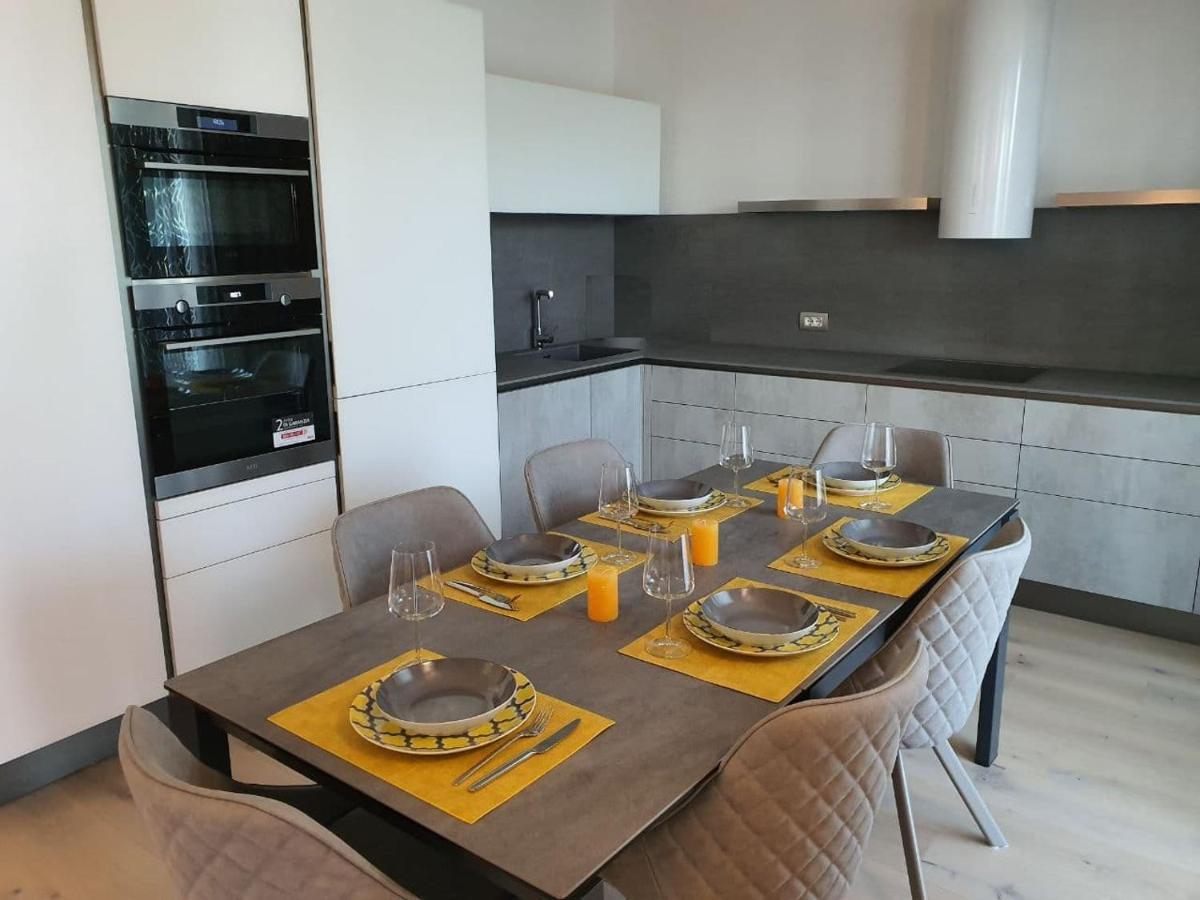 סירמיונה Sweet Dream Deluxe Apartment מראה חיצוני תמונה