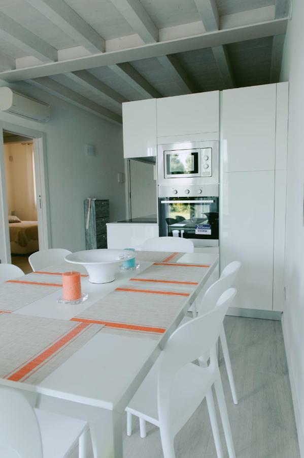 סירמיונה Sweet Dream Deluxe Apartment מראה חיצוני תמונה